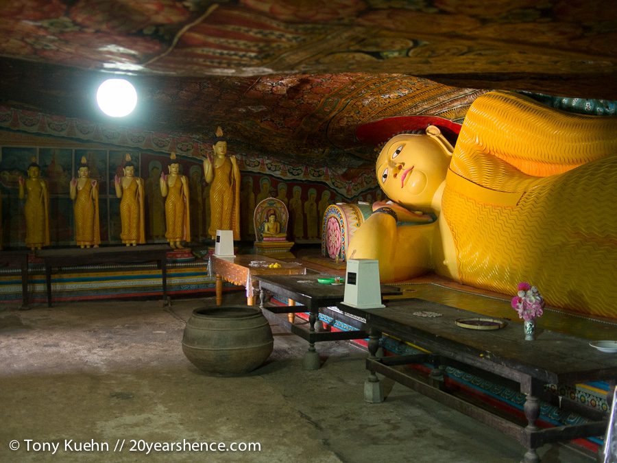 Mulkirigala Painted Cave Temple Reclining Buddha