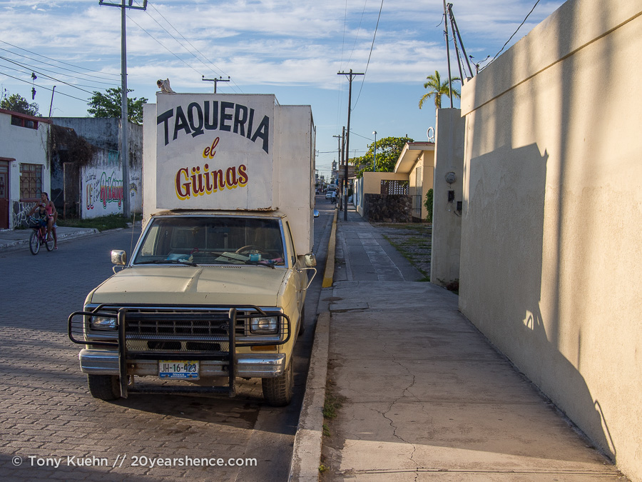 Taco truck, San Blas, Mexico